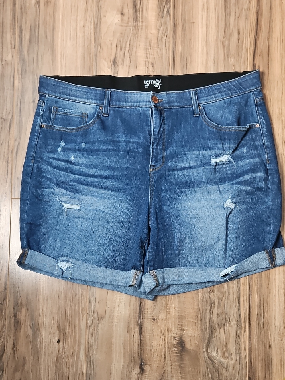 Terra & Sky Distressed Dark Blue Rolled Hem Jean Shorts 22W